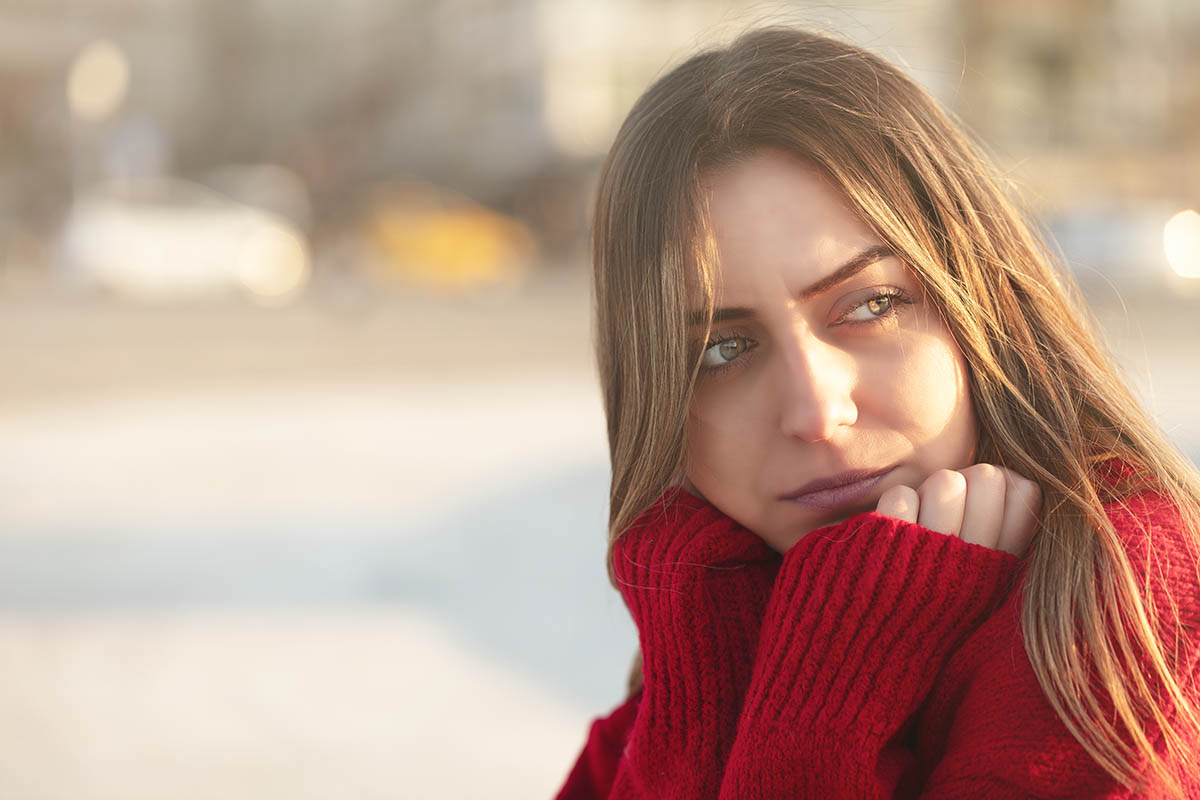 woman thinking about opioids vs opiates